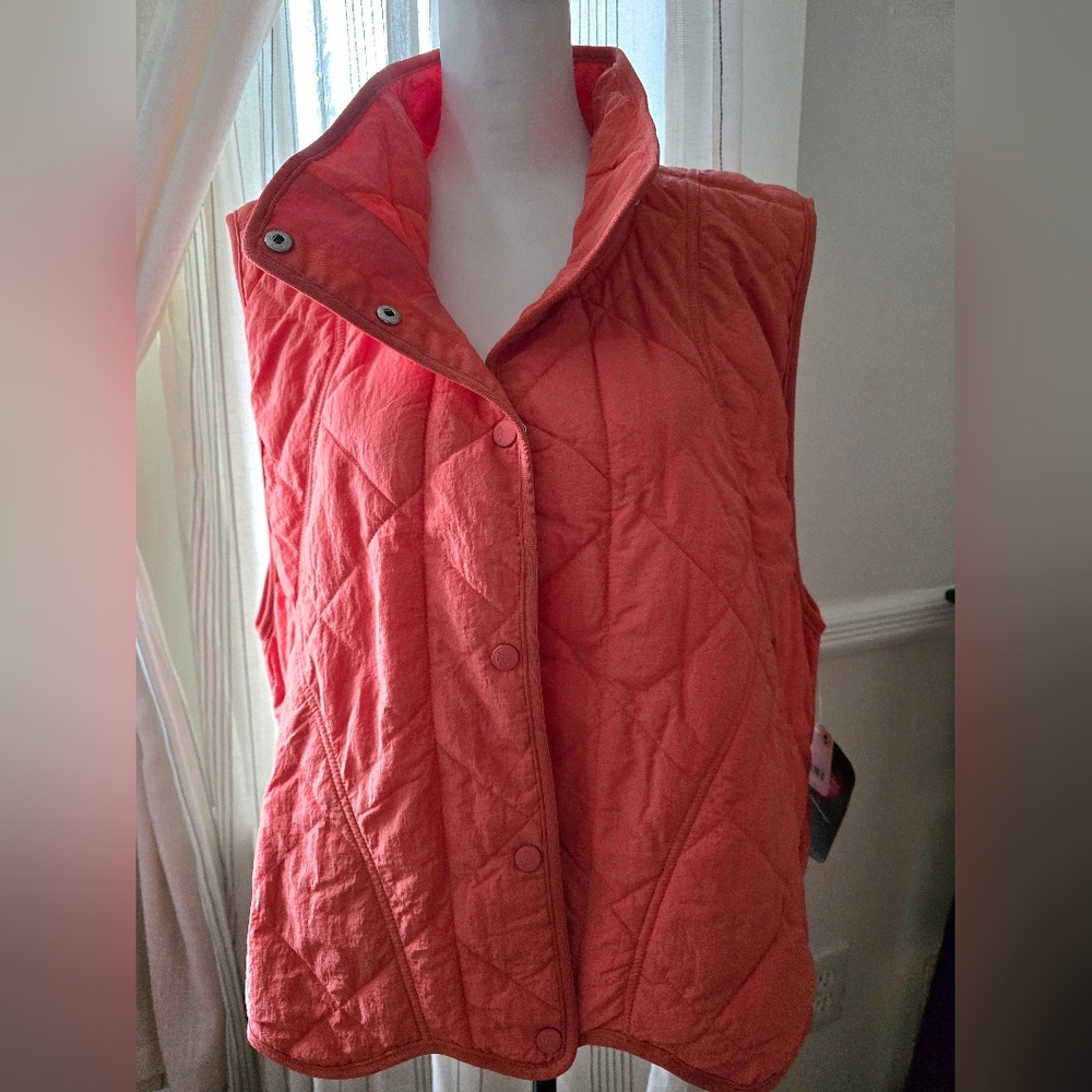 NWT FP Movement Quinn Puffer Vest - Picture 7 of 11